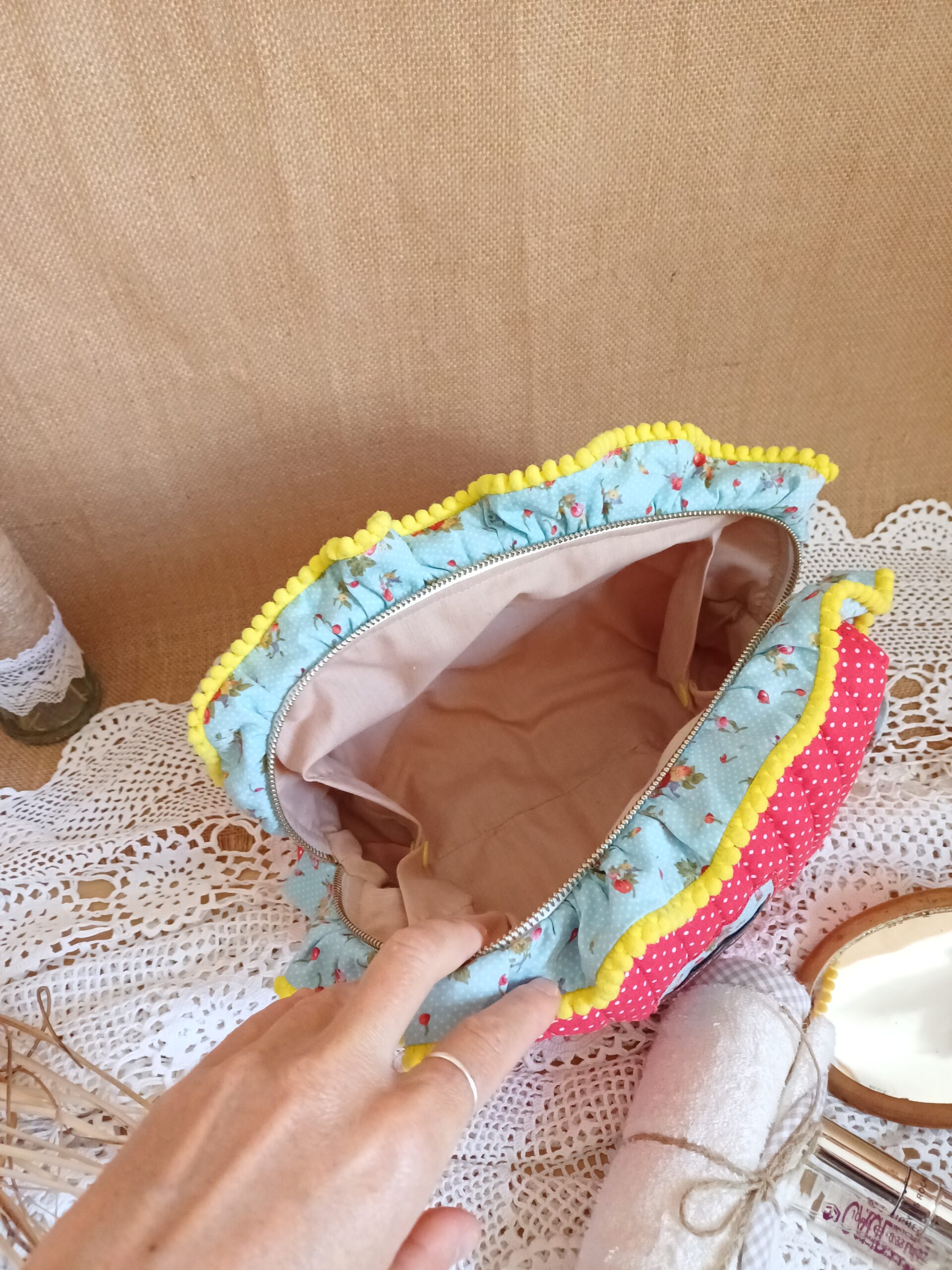 Maïwenn - lady in red – Image 3